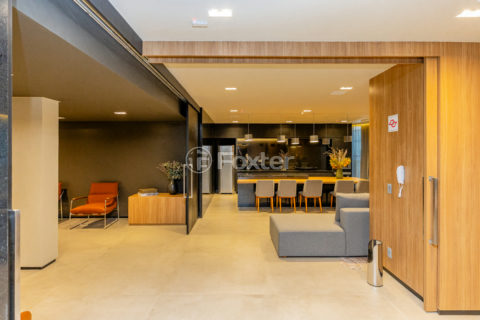 Image 22 - 1029900