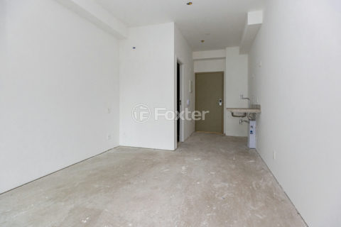 Image 3 - 1029900