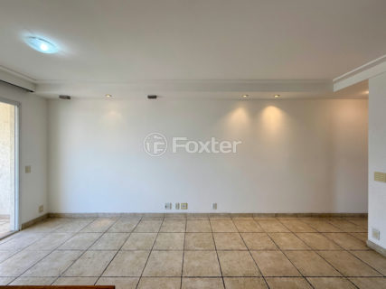 Image 3 - 1029908