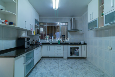Image 8 - 1029910