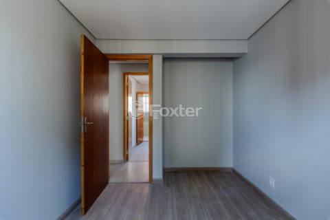 Image 32 - 1029914