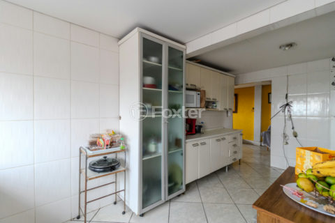 Image 25 - 1029935
