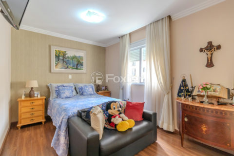 Image 35 - 1029940