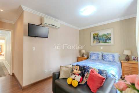 Image 32 - 1029940