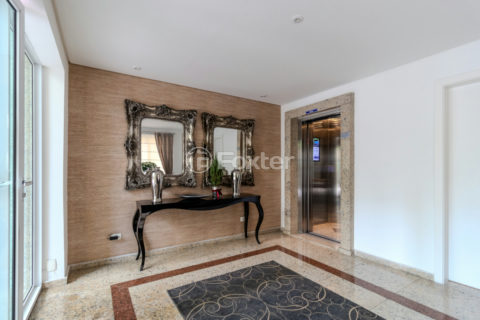 Image 38 - 1029940