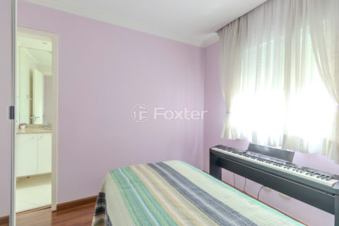Image 30 - 1029940