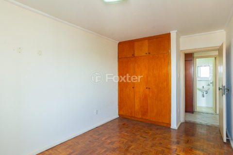 Image 3 - 1029944
