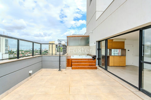 Image 31 - 1029946