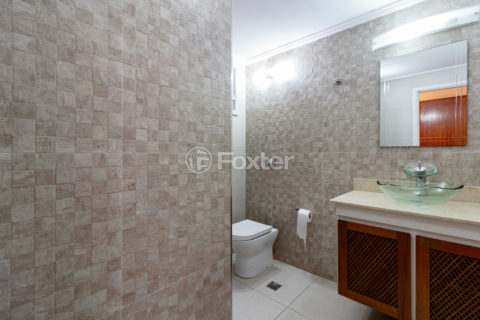 Image 7 - 1029956