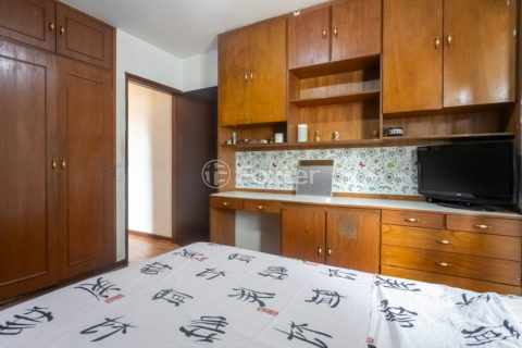 Image 34 - 1029957