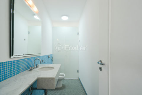 Image 7 - 1029977