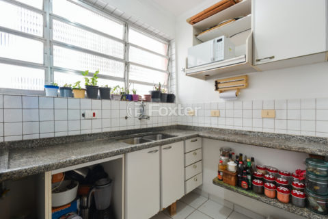 Image 11 - 1029978