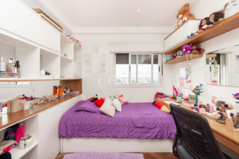 Image 32 - 1029981