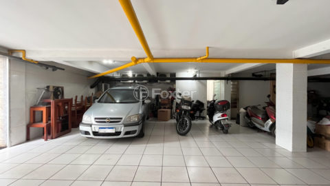 Image 32 - 1029987