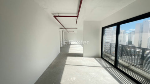 Image 6 - 1029998