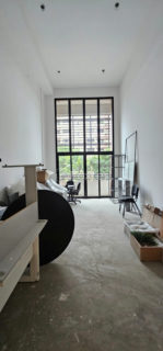 Image 7 - 1030000