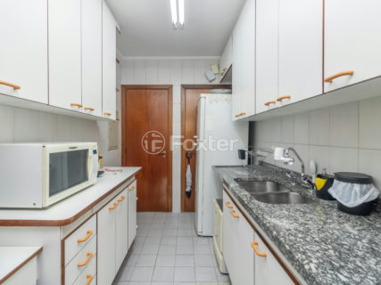 Image 4 - 1030010