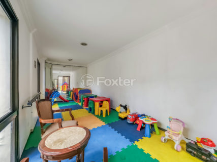 Image 34 - 1030010