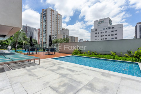 Image 27 - 1030015