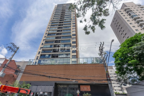 Image 31 - 1030015
