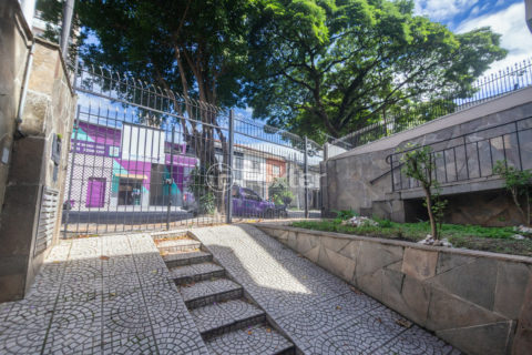 Image 34 - 1030017