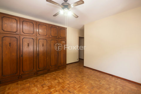 Image 41 - 1030017