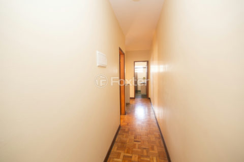 Image 49 - 1030017