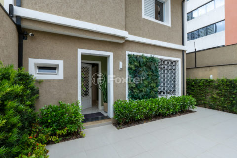 Image 38 - 1030018