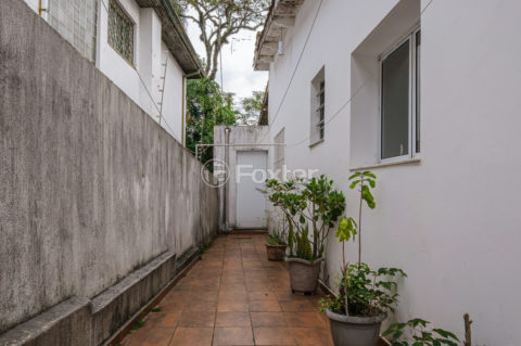 Image 33 - 1030031