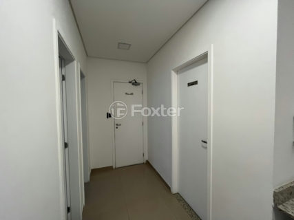 Image 36 - 1030037