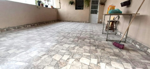 Image 37 - 1030038