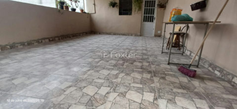 Image 38 - 1030038