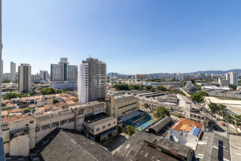 Image 32 - 1030051