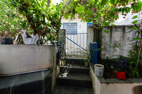 Image 15 - 1030058