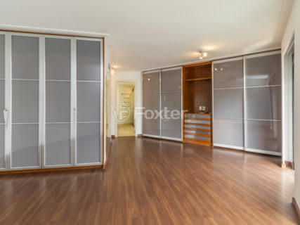 Image 67 - 1030063