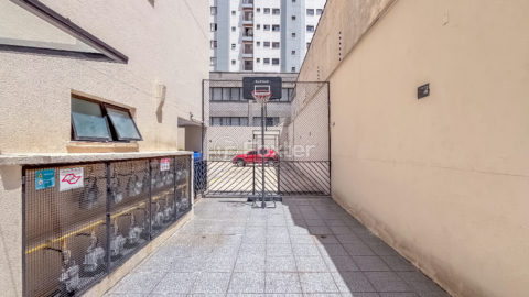 Image 25 - 1030065