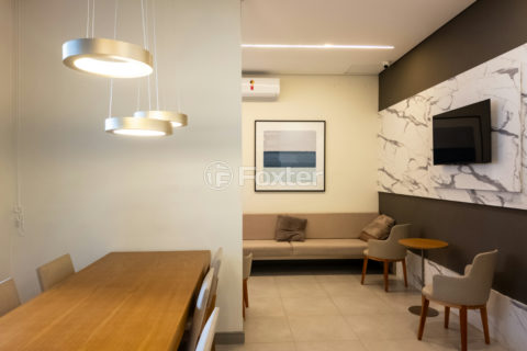 Image 36 - 1030072