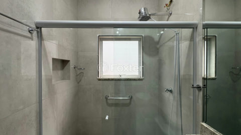 Image 39 - 1030075
