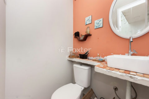 Image 35 - 1030076