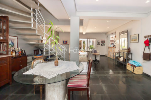 Image 7 - 1030076