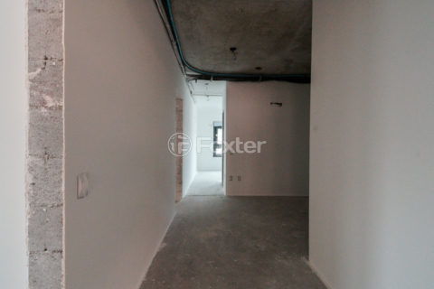 Image 11 - 1030090