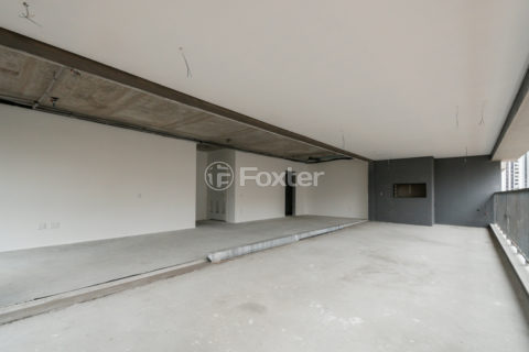 Image 4 - 1030090