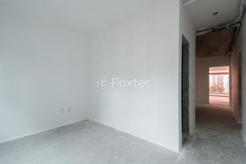 Image 26 - 1030090