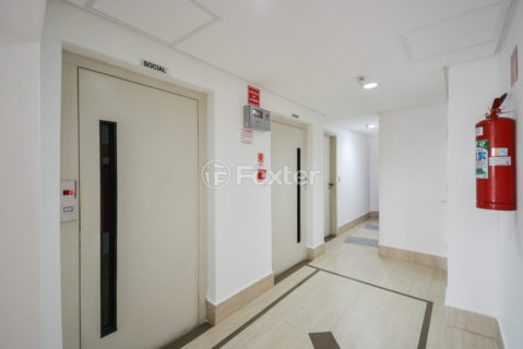 Image 29 - 1030092