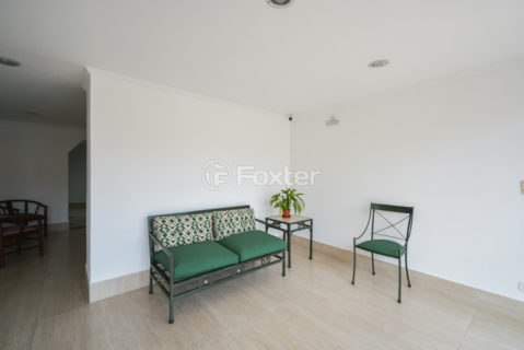 Image 30 - 1030092