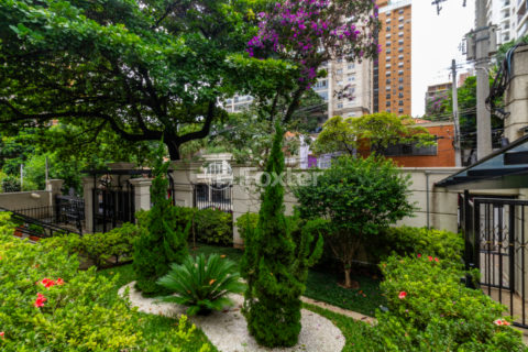 Image 67 - 1030101