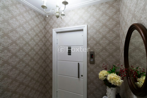 Image 22 - 1030103