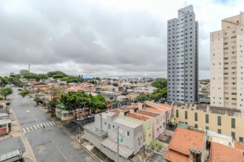 Image 8 - 1030107