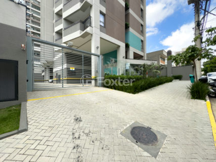 Image 37 - 1030111