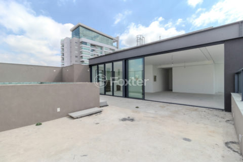 Image 42 - 1030112